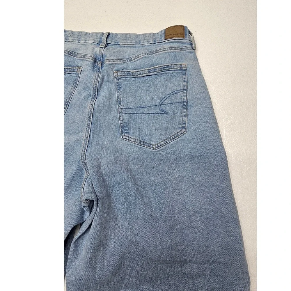 American Eagle Strigid Light Wash Wide Leg High Rise Jeans Womens 16 Regular